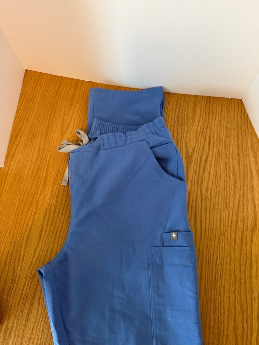 Women’s Figs Scrub pants